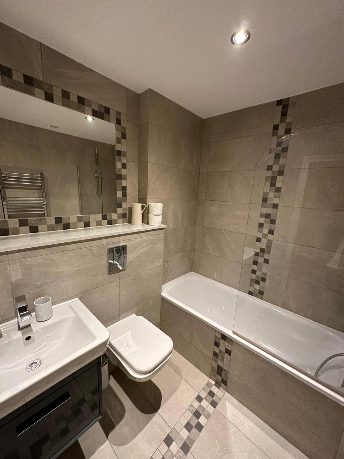 Barbican Pad By Condokeeper 伦敦 外观 照片